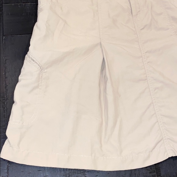 The North Face Sporty Hiking Khaki Utility Skirt - Picture 3 of 14